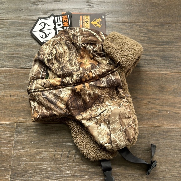 Realtree Edge Hot Shot Heat Factor 3,cold weather protect,sherpa lined ear flap - Picture 1 of 13